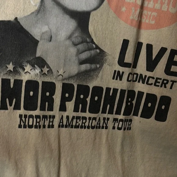 Authentic Selena Concert Graphic T-Shirt collectible - Picture 4 of 8